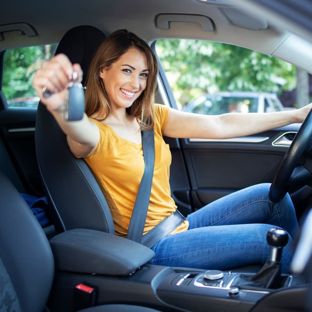 driver-sitting-her-vehicle